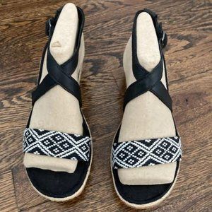Eddie Bauer Wedge Sandal